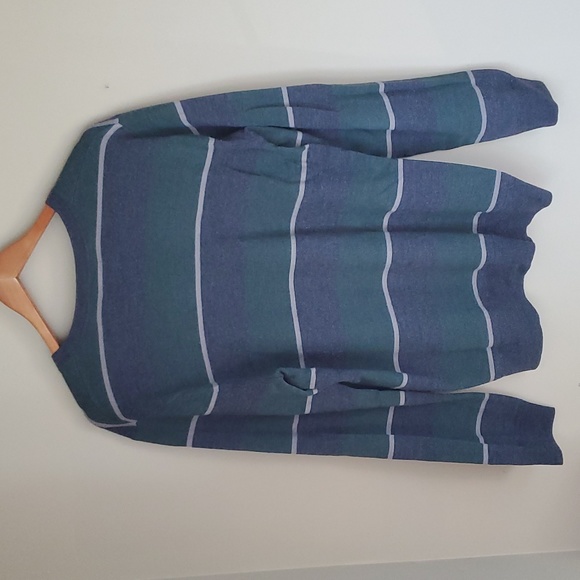 Banana Republic Merino Wool green and grey sweater - Picture 2 of 5